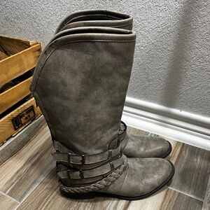 Grey tall boots